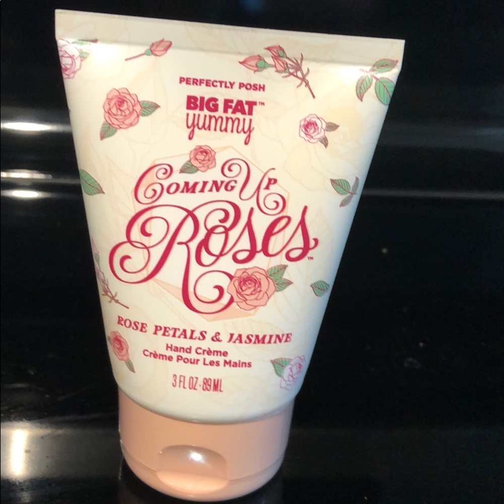 Perfectly Posh Coming Up Roses BFYHC Hand cream creme!! NEW!!